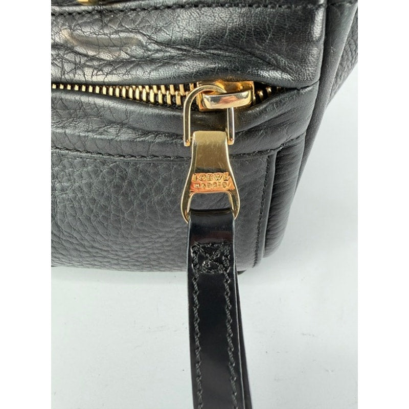 Loewe Laura 26 Bag Black Pebbled Leather Gold Chain Padlock Spain Vevers